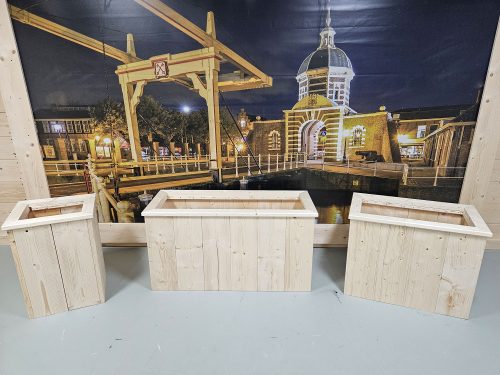 Steigerhouten Bloembak Lissabon – Strak & Tijdloos voor Tuin of Terras